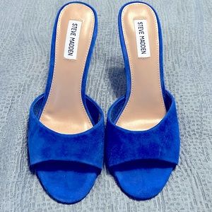 Steve Madden Blue Suede Heels